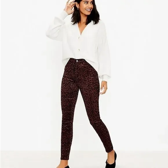 Loft Brown Corduroy Leopard Animal Print High Rise Waist Skinny Jeans Size 2 - Picture 1 of 12